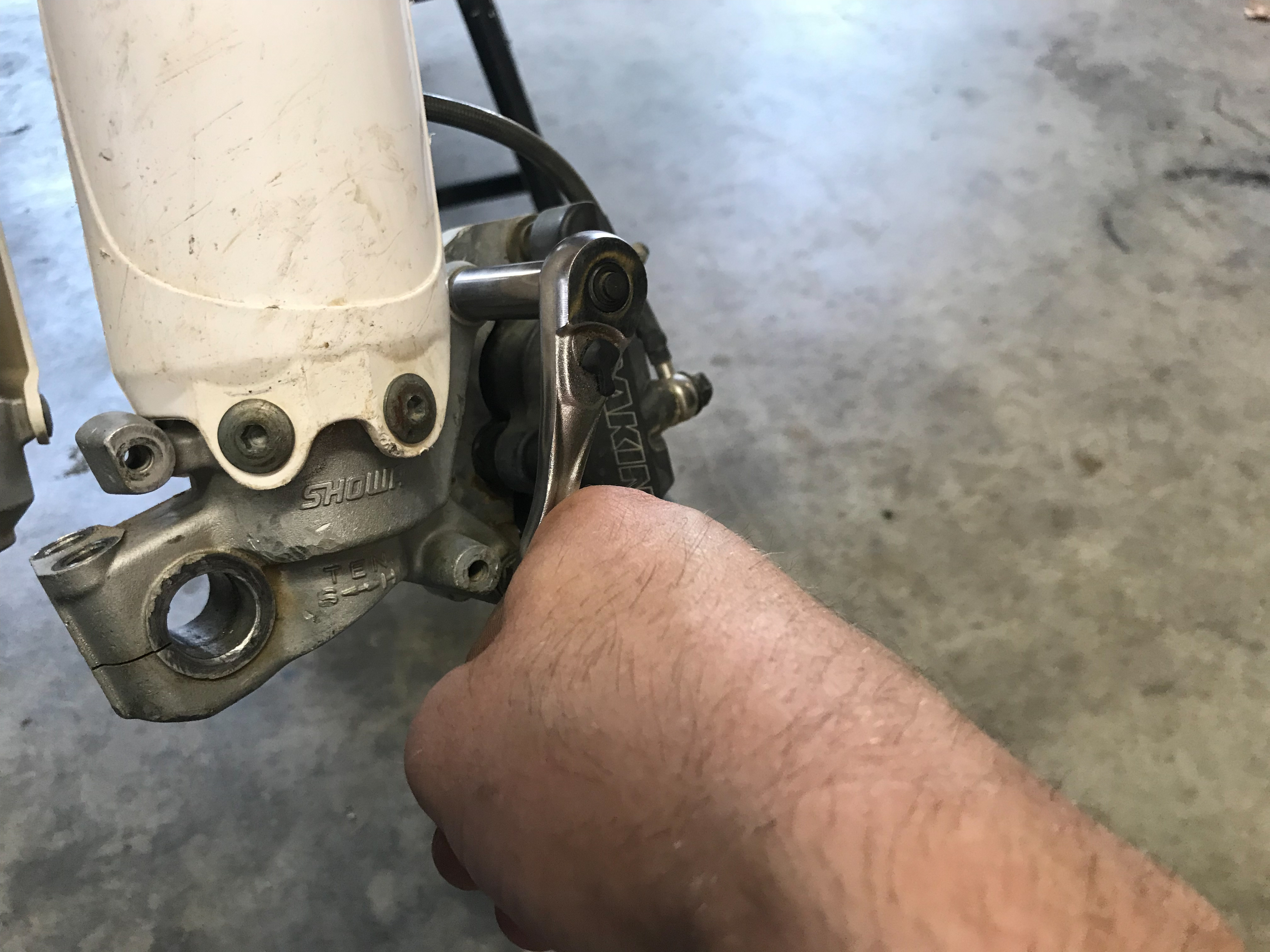 StepbyStep Guide to Replacing Fork Seals in your Dirt Bike